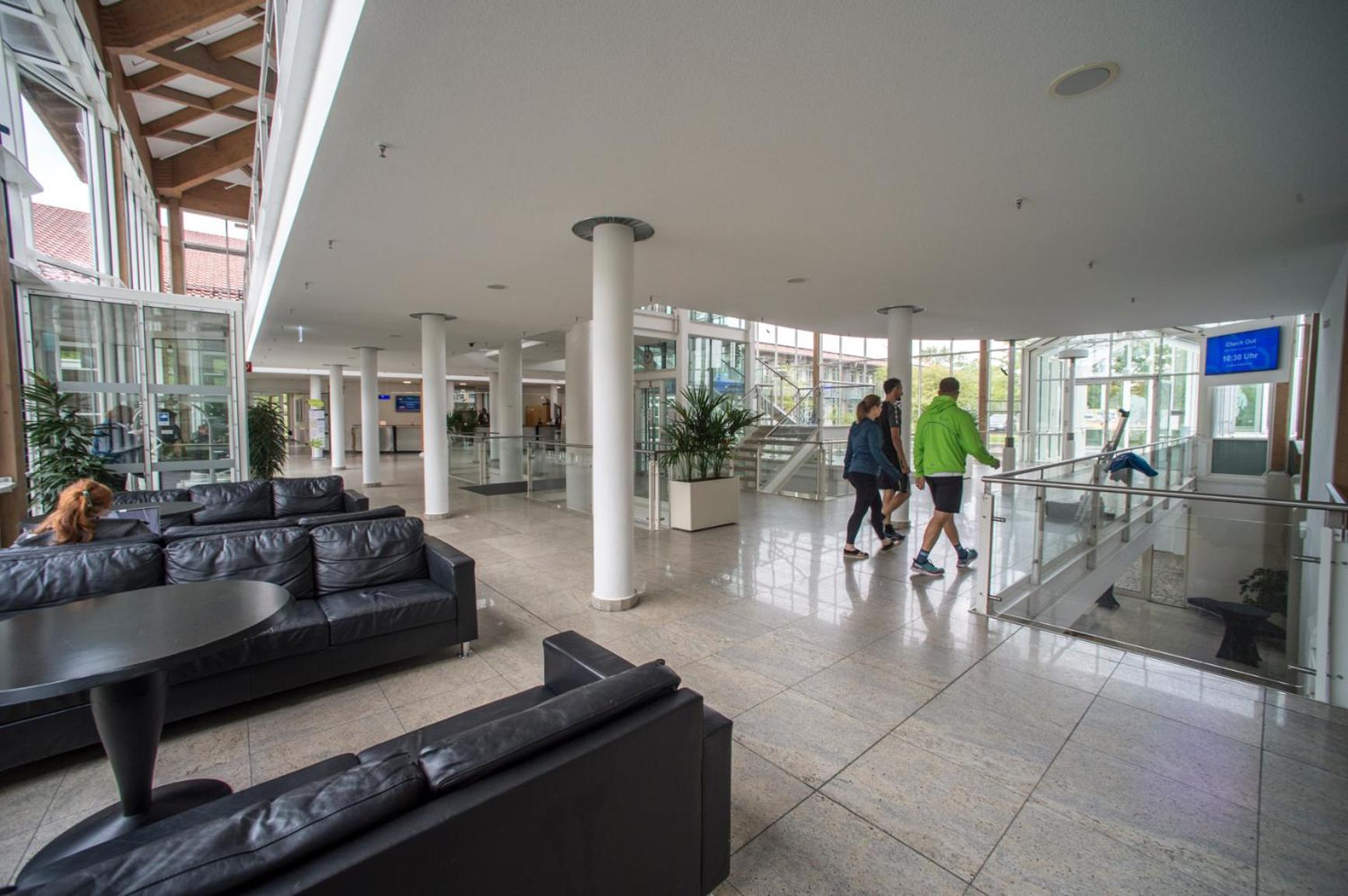 Hotel Sportschule Oberhaching Zewnętrze zdjęcie