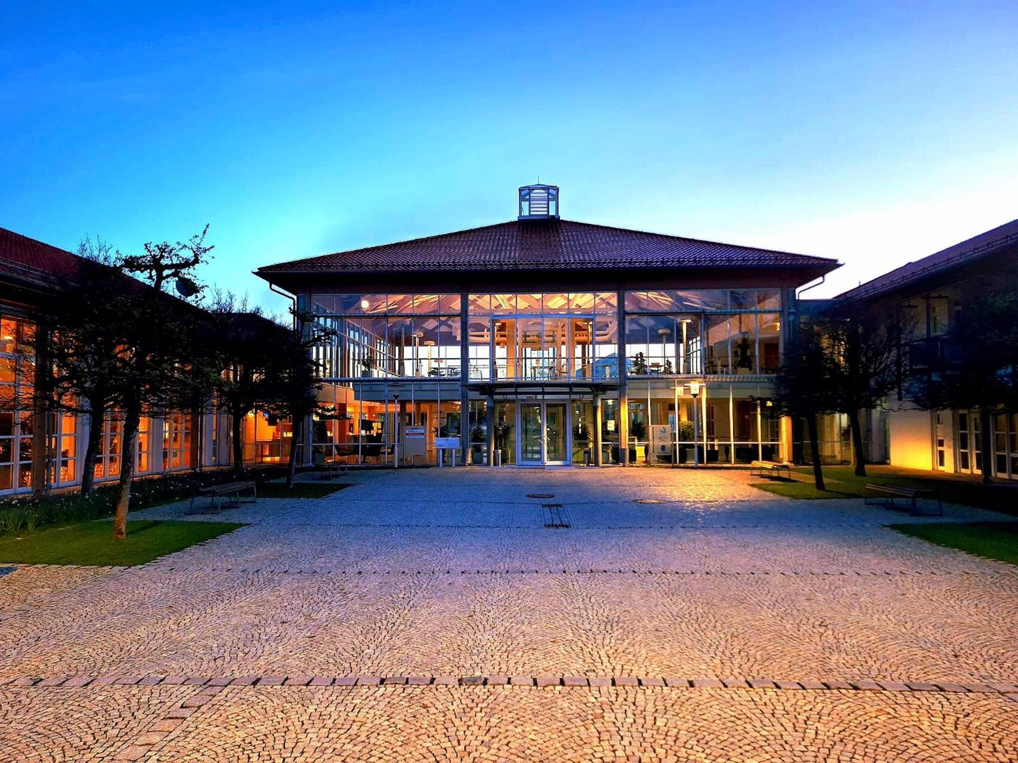 Hotel Sportschule Oberhaching Zewnętrze zdjęcie